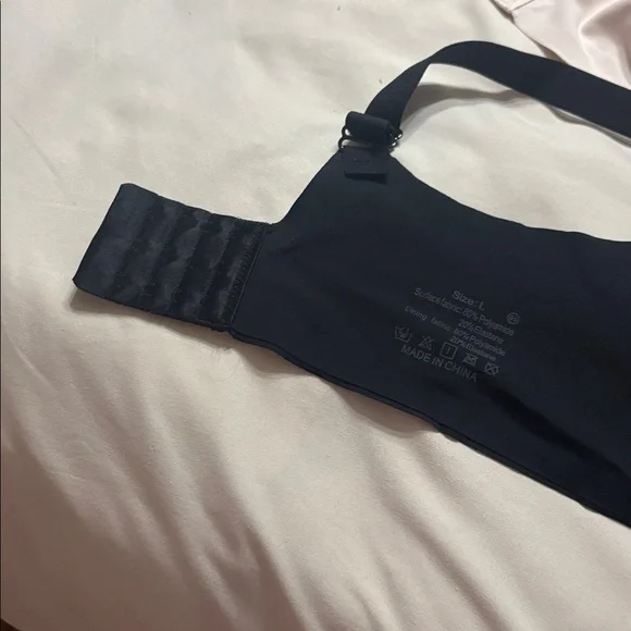 Elegant Women's Intimates Set - Black, White, Tan - Picture 7 of 7